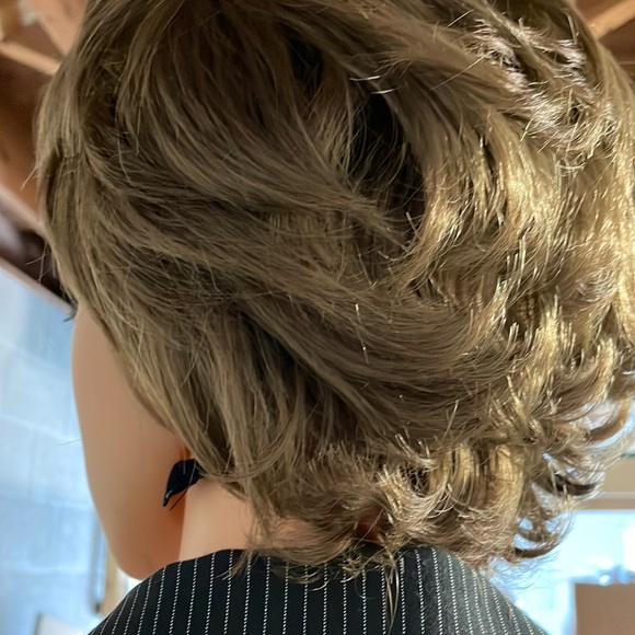 NWT 8” brown wig side part golden brown medium ash brown wig tousled curl back - Picture 7 of 10